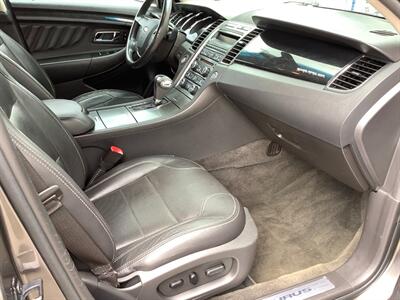 2011 Ford Taurus Limited - Photo 30 - Crest Hill, IL 60403
