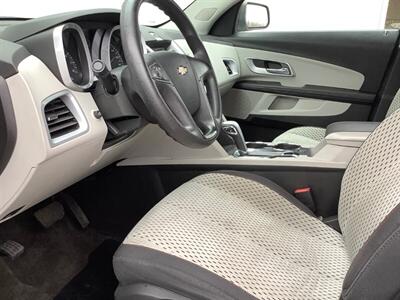 2010 Chevrolet Equinox LS - Photo 14 - Crest Hill, IL 60403