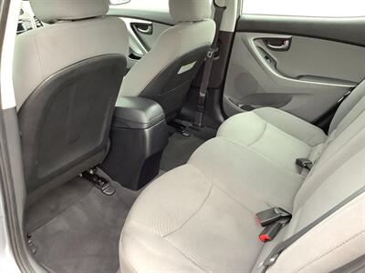 2015 Hyundai ELANTRA SE - Photo 30 - Crest Hill, IL 60403