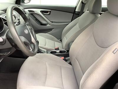 2015 Hyundai ELANTRA SE - Photo 23 - Crest Hill, IL 60403