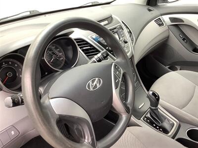 2015 Hyundai ELANTRA SE - Photo 27 - Crest Hill, IL 60403