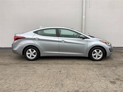 2015 Hyundai ELANTRA SE - Photo 11 - Crest Hill, IL 60403