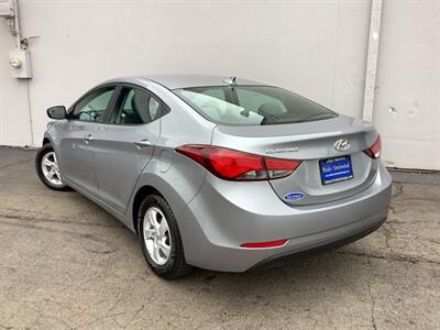 2015 Hyundai ELANTRA SE - Photo 7 - Crest Hill, IL 60403