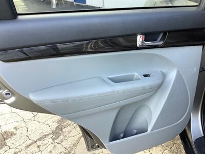 2011 Kia Sorento LX   - Photo 20 - Crest Hill, IL 60403