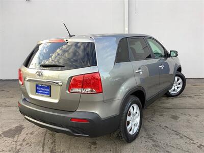 2011 Kia Sorento LX   - Photo 6 - Crest Hill, IL 60403
