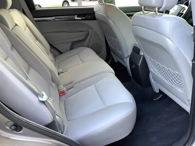 2011 Kia Sorento LX   - Photo 23 - Crest Hill, IL 60403
