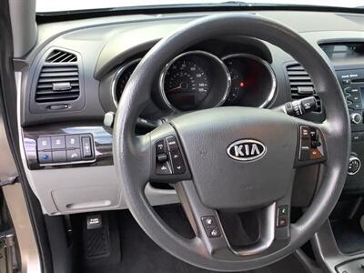 2011 Kia Sorento LX   - Photo 15 - Crest Hill, IL 60403