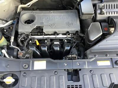 2011 Kia Sorento LX   - Photo 38 - Crest Hill, IL 60403