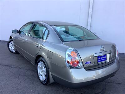 2004 Nissan Altima 2.5 S   - Photo 8 - Crest Hill, IL 60403