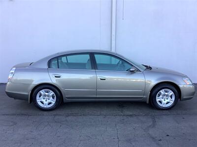 2004 Nissan Altima 2.5 S   - Photo 5 - Crest Hill, IL 60403