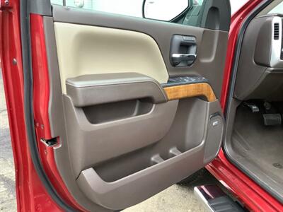 2018 GMC Sierra 1500 SLT   - Photo 15 - Crest Hill, IL 60403