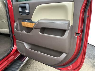 2018 GMC Sierra 1500 SLT   - Photo 30 - Crest Hill, IL 60403