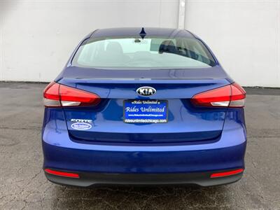 2017 Kia Forte LX   - Photo 5 - Crest Hill, IL 60403