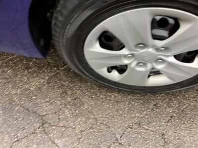 2017 Kia Forte LX   - Photo 29 - Crest Hill, IL 60403