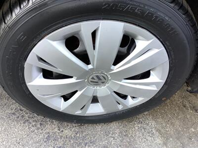 2011 Volkswagen Jetta SE   - Photo 35 - Crest Hill, IL 60403