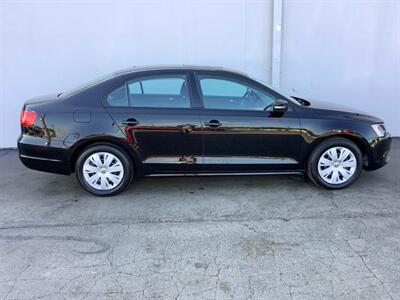 2011 Volkswagen Jetta SE   - Photo 7 - Crest Hill, IL 60403