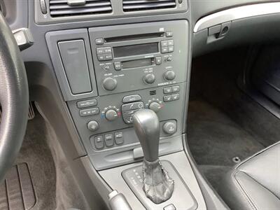 2002 Volvo S60 T5   - Photo 15 - Crest Hill, IL 60403