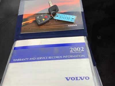 2002 Volvo S60 T5   - Photo 28 - Crest Hill, IL 60403