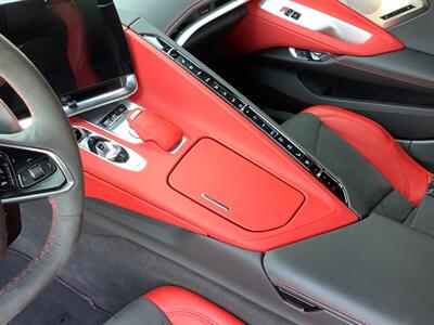 2022 Chevrolet Corvette Stingray   - Photo 21 - Crest Hill, IL 60403