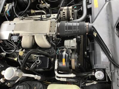 1990 Chevrolet Camaro IROC Z   - Photo 58 - Crest Hill, IL 60403