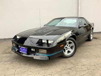 1990 Chevrolet Camaro IROC Z   - Photo 2 - Crest Hill, IL 60403
