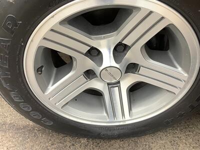 1990 Chevrolet Camaro IROC Z   - Photo 51 - Crest Hill, IL 60403