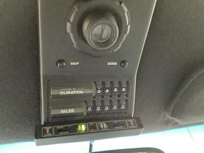 1990 Chevrolet Camaro IROC Z   - Photo 27 - Crest Hill, IL 60403