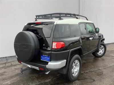 2010 Toyota FJ Cruiser - Photo 6 - Crest Hill, IL 60403