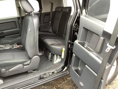 2010 Toyota FJ Cruiser - Photo 24 - Crest Hill, IL 60403