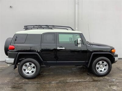 2010 Toyota FJ Cruiser - Photo 7 - Crest Hill, IL 60403