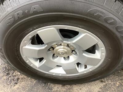 2010 Toyota FJ Cruiser - Photo 47 - Crest Hill, IL 60403