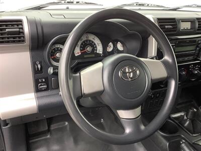 2010 Toyota FJ Cruiser - Photo 18 - Crest Hill, IL 60403