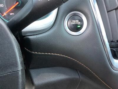 2018 Chevrolet Traverse LT Leather - Photo 12 - Crest Hill, IL 60403