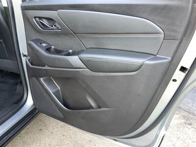 2018 Chevrolet Traverse LT Leather - Photo 15 - Crest Hill, IL 60403