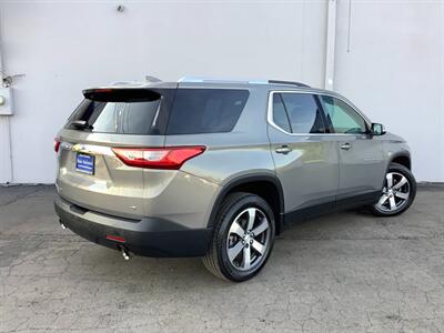 2018 Chevrolet Traverse LT Leather - Photo 8 - Crest Hill, IL 60403