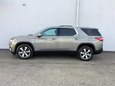 2018 Chevrolet Traverse LT Leather - Photo 3 - Crest Hill, IL 60403