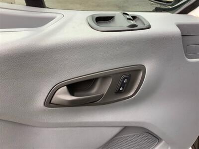 2016 Ford Transit 250   - Photo 12 - Crest Hill, IL 60403
