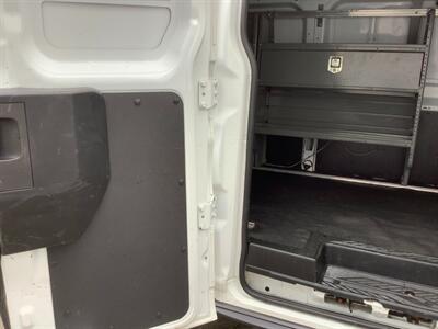2016 Ford Transit 250   - Photo 31 - Crest Hill, IL 60403