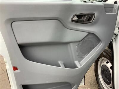2016 Ford Transit 250   - Photo 11 - Crest Hill, IL 60403