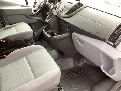 2016 Ford Transit 250   - Photo 27 - Crest Hill, IL 60403
