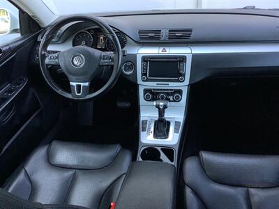 2010 Volkswagen Passat Komfort   - Photo 32 - Crest Hill, IL 60403