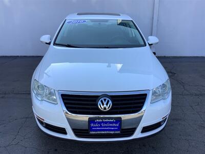 2010 Volkswagen Passat Komfort   - Photo 9 - Crest Hill, IL 60403