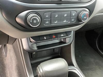 2018 Chevrolet Colorado Work Truck   - Photo 15 - Crest Hill, IL 60403