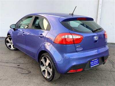 2013 Kia Rio 5-Door SX   - Photo 4 - Crest Hill, IL 60403