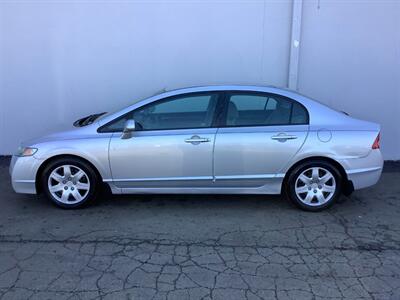 2011 Honda Civic LX - Photo 13 - Crest Hill, IL 60403