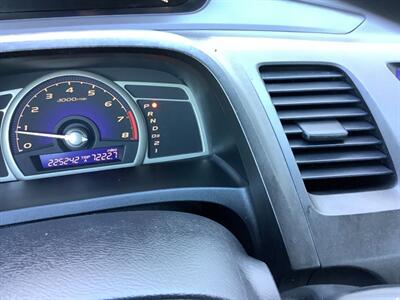 2011 Honda Civic LX - Photo 17 - Crest Hill, IL 60403