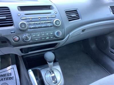 2011 Honda Civic LX - Photo 7 - Crest Hill, IL 60403