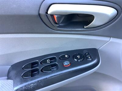 2011 Honda Civic LX - Photo 4 - Crest Hill, IL 60403