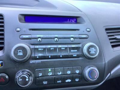 2011 Honda Civic LX - Photo 9 - Crest Hill, IL 60403