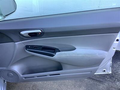 2011 Honda Civic LX - Photo 27 - Crest Hill, IL 60403